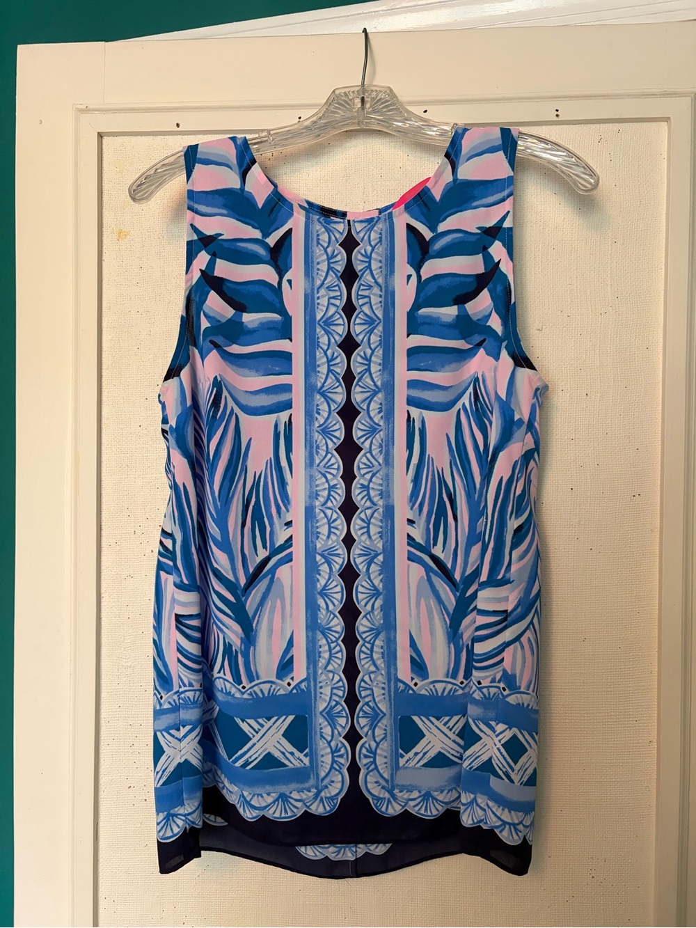 Lilly Pulitzer Blue & Pink Sleeveless Printed Shell